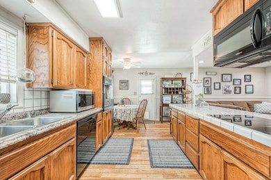 4222 N Manila Ave, Fresno, CA 93727 - photo 6