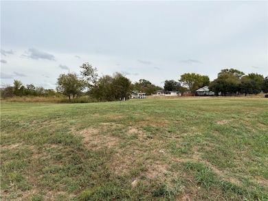 TBD W Jacinto St, Groesbeck, TX 76642 - photo 2