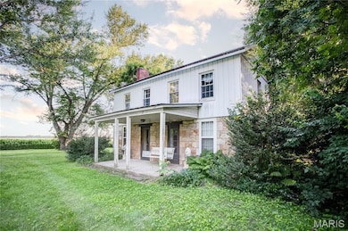 692 N Eldred-Hillview Rd, Hillview, IL 62050 - photo 3