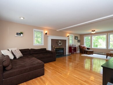 33 Miller St, Franklin, MA 02038 - photo 7