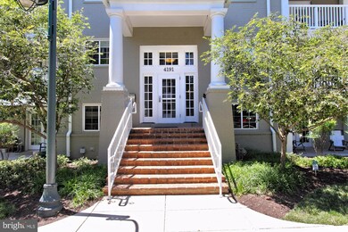 4191 S Four Mile Run Dr unit 303, Arlington, VA 22204 - photo 2