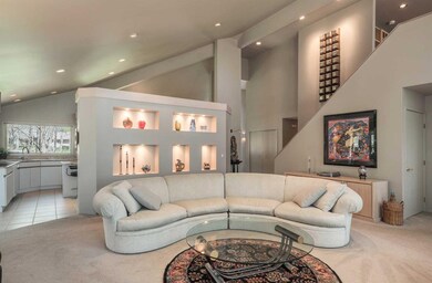 4562 Cross Creek Dr, Ann Arbor, MI 48108 - photo 7