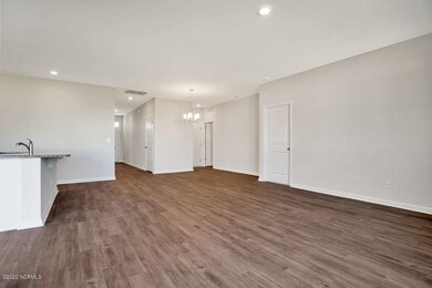 9606LargeOakCourt-07