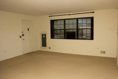 #2C Georgia Court-5