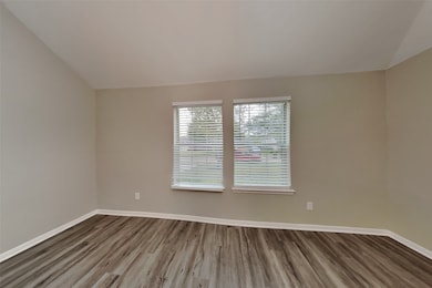 3701 Oak Crossing Dr, Pearland, TX 77581 - photo 6