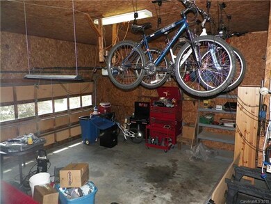 160 Eastwood Dr, Statesville, NC 28625 - photo 6