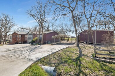 275 Oakley Cir, Weatherford, TX 76085 - photo 4