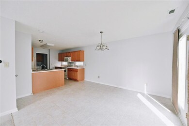 2619 Fraiser Fir Dr, Greenwood, IN 46143 - photo 7