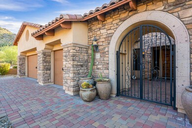 3-Car Garage