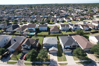 29303 Legends Hill Dr, Spring, TX 77386 - photo 2