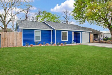 8905 N Main St, Houston, TX 77022 - photo 4