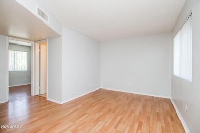 5-photo-Living-Room