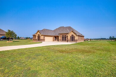 117 Spirit Ct, Weatherford, TX 76087 - photo 2