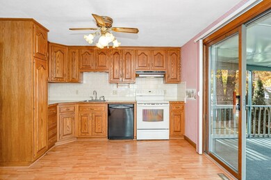 65 Gloria Ave, Dracut, MA 01826 - photo 6