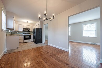 2003 Magnolia Ln, Mays Landing, NJ 08330 - photo 6