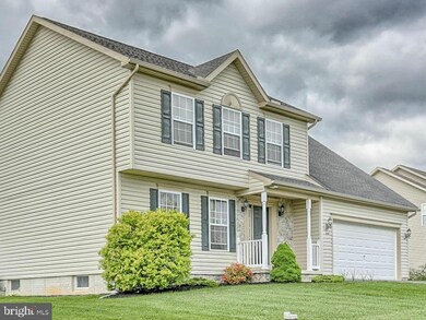1408 Mallard Dr E, Chambersburg, PA 17202 - photo 3