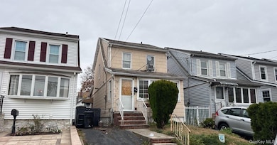 90-21 207th St, Jamaica, NY 11428 - photo 2