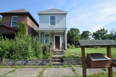 820 W 1st St, Muncie, IN 47305 - photo 4