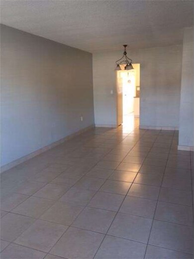 4252 SW 69th Ave, Miami, FL 33155 - photo 4