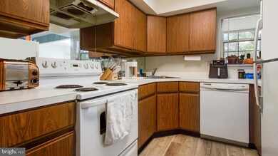 2301 Bennett Place unit 11, Southampton, PA 18966 - photo 4