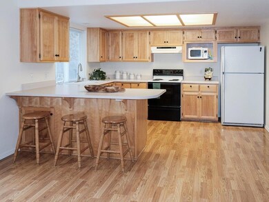 1248 Valley View Dr, Medford, OR 97504 - photo 6