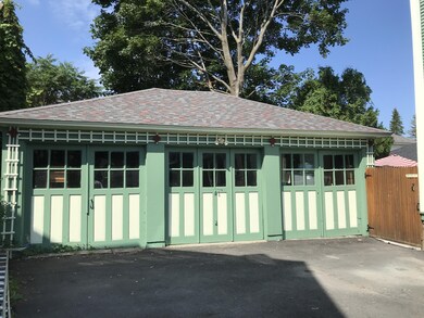 39 Willow St, North Adams, MA 01247 - photo 2