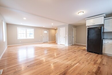 1188 Worcester St, Springfield, MA 01151 - photo 6