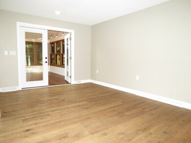 3040 Revere Ct, Columbus, IN 47203 - photo 5