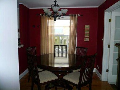 900 Bristol Ave, Westchester, IL 60154 - photo 5