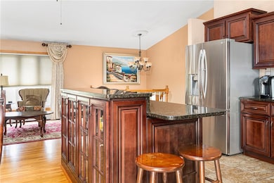 91 Bratt Ln, West Warwick, RI 02893 - photo 4