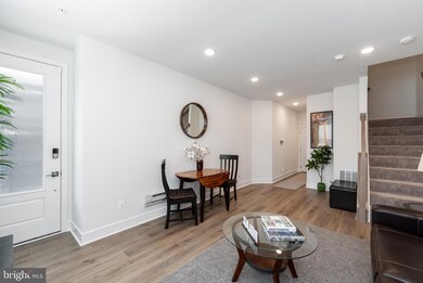 43260 Farringdon Square, Broadlands, VA 20148 - photo 4