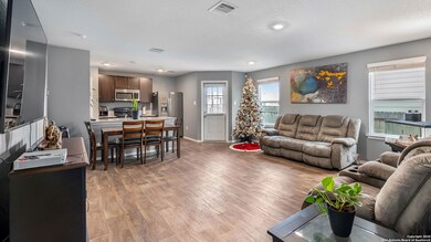 3310 Angus Crossing, San Antonio, TX 78245 - photo 4