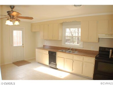 8800 Rainwater Rd, North Chesterfield, VA 23237 - photo 3