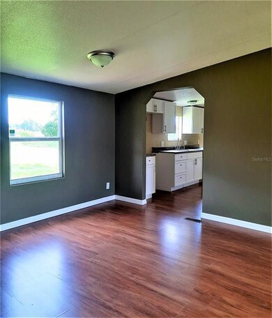 7439 Fort King Rd, Zephyrhills, FL 33541 - photo 5