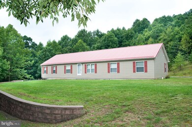 11006 Raven Dr, Cumberland, MD 21502 - photo 3