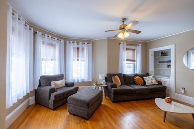 76 Pleasant St unit 2, Wakefield, MA 01880 - photo 6