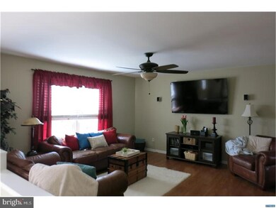 9 Cedar Ct, Newark, DE 19702 - photo 3