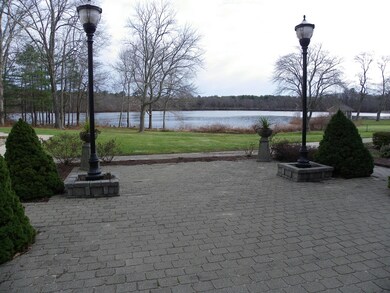 7 Assinippi Ave unit 214, Norwell, MA 02061 - photo 2