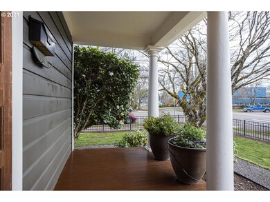 1892 6th Ave, West Linn, OR 97068 - photo 6