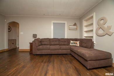 1520 Fulton Ct, Davenport, IA 52803 - photo 2