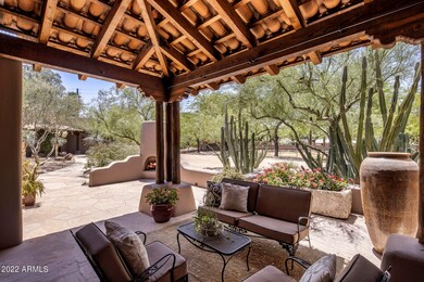 Front dining patio