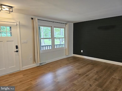 133 Meadows Rd, Fredericksburg, VA 22406 - photo 5