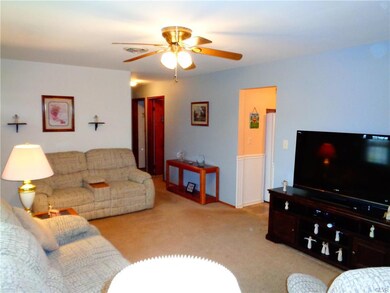 4104 Adams St, Whitehall, PA 18052 - photo 6