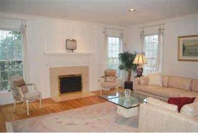 24 Carriage Dr, Lexington, MA 02420 - photo 3