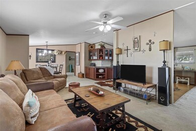 8224 Cherry Ridge Ct, Joshua, TX 76058 - photo 4