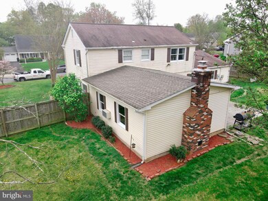 2724 Keystone Ln, Bowie, MD 20715 - photo 5