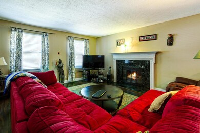 7612 Pickett Ln unit 9, Columbus, OH 43235 - photo 2