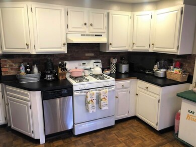 38 W Cedar St unit 1, Boston, MA 02108 - photo 3