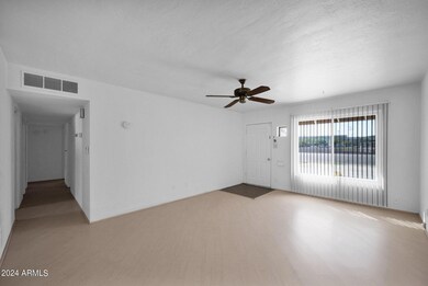 1632 W Bethany Home Rd, Phoenix, AZ 85015 - photo 5