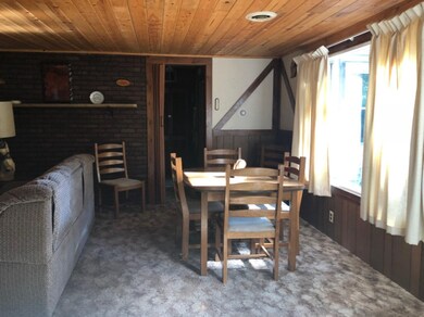 Englsand Dining Room